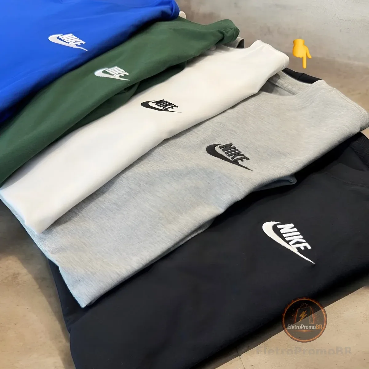Camiseta Nike Sportswear Club Masculina