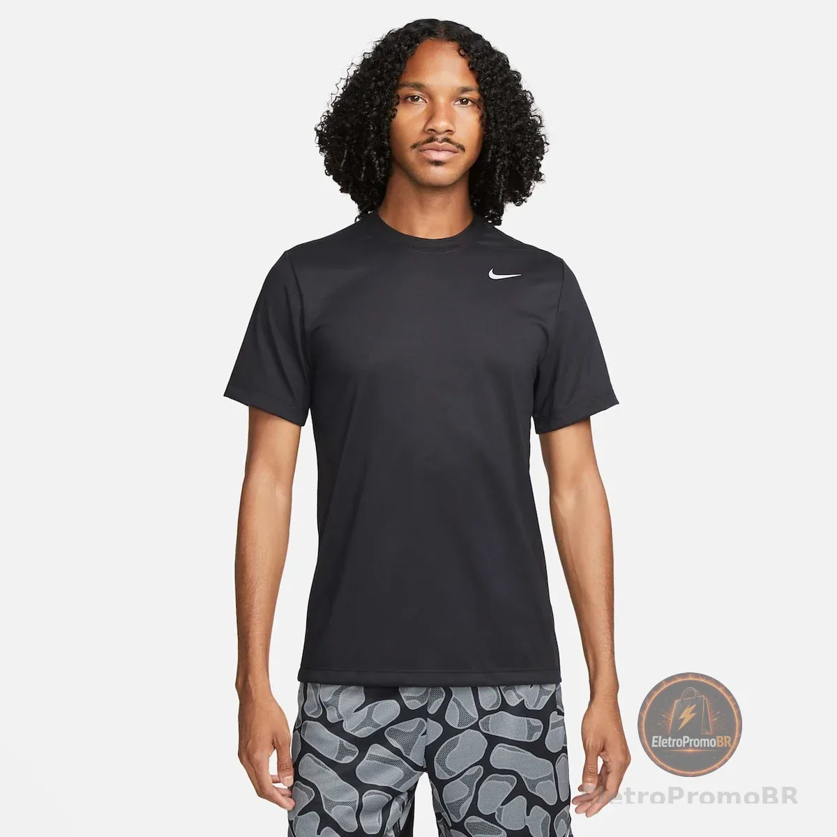 Camiseta Nike Dri-FIT Legend Masculina