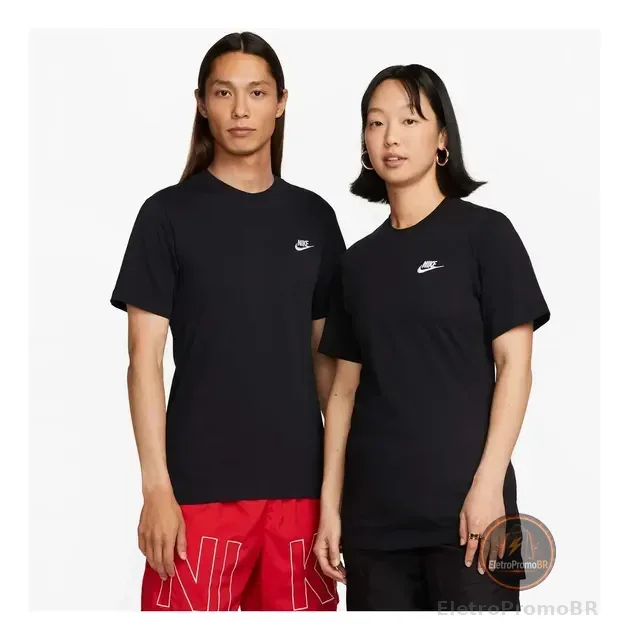 Camiseta Nike Sportswear Club Masculina