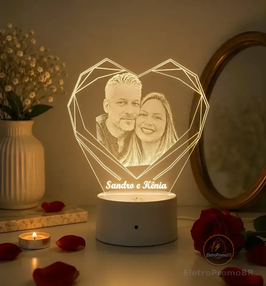 Luminária Led 3d Personalizada Casal Namorados 26cm Preto