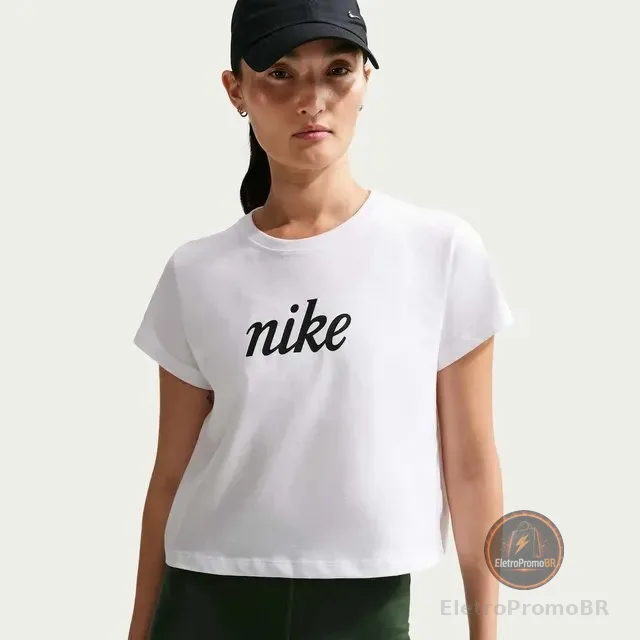 Camiseta Nike Sportswear Club Heritage Feminina