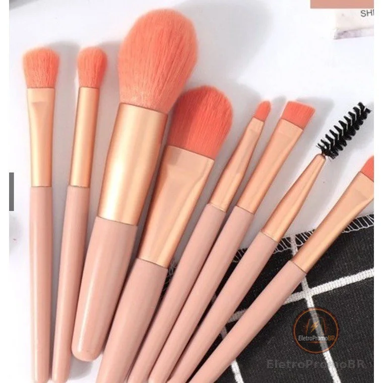 Kit 8 Pincéis Com Maquiagem Para Base Blush E sombra