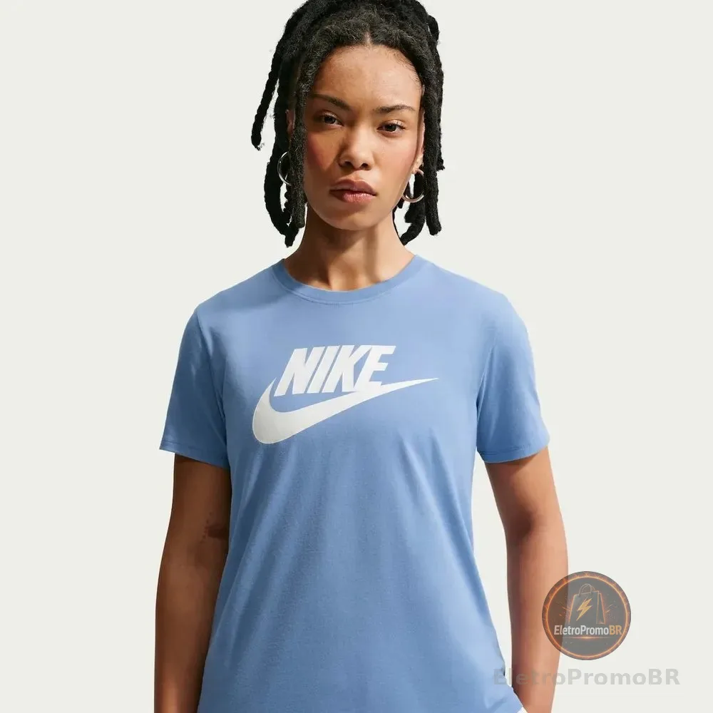 Camiseta Nike Sportswear Essentials Feminina Azul Claro/branco M