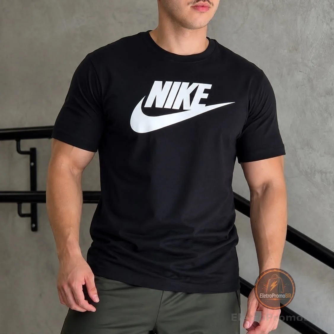 Camiseta Nike Sportswear Icon Futura Masculina