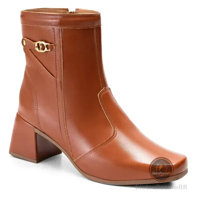 Bota Feminina Lumiss Salto Baixo Cano Curto Detalhe Metal