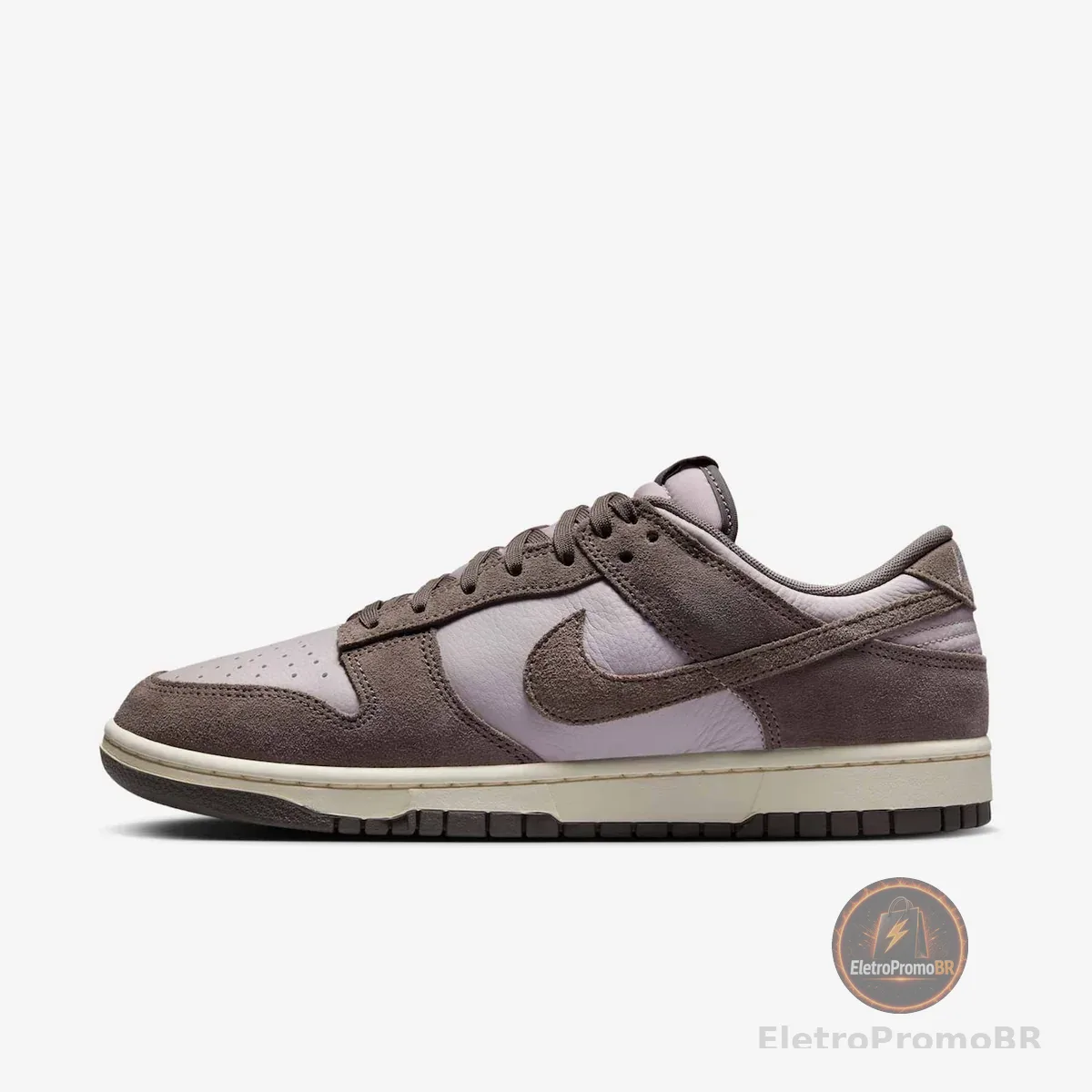 Dunk Low SE
