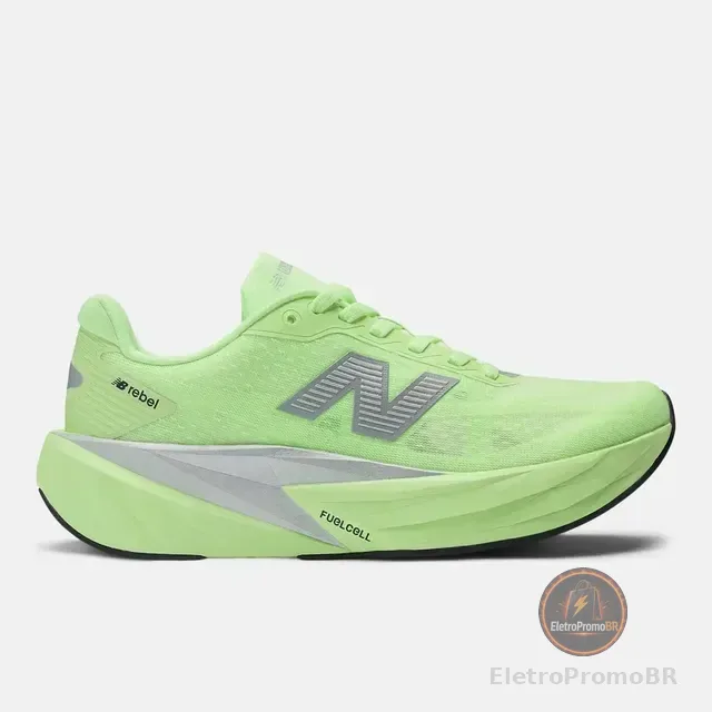 Tênis New Balance Fuelcell Rebel V5 - Masculino - Verde