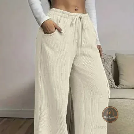 Calça Feminina Pantalona Tecido Anarruga com Bolsos