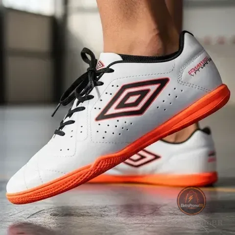 Chuteira De Futsal Masculina Neo Striker Umbro Phantom/preto/laranja Flúor 41 Br