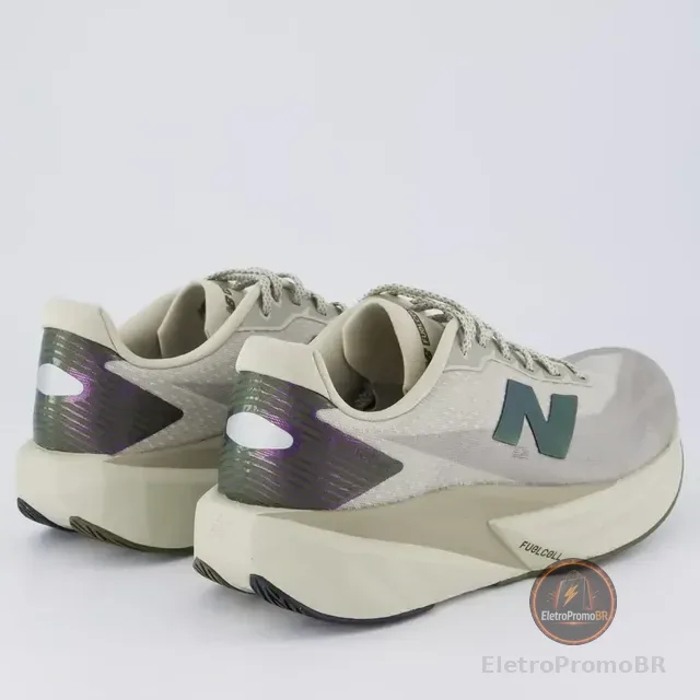 Tênis New Balance Fuelcell Rebel V5 Cinza E Roxo