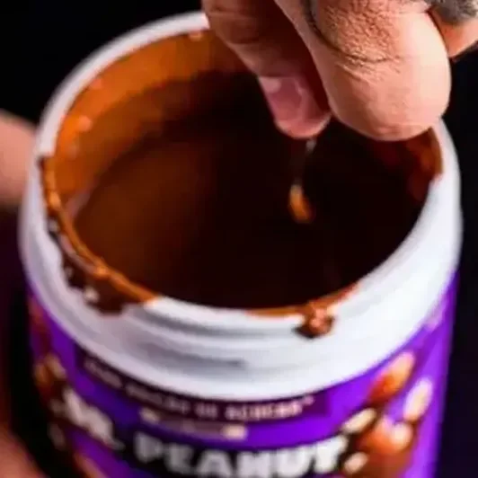 Pasta de Amendoim Proteica Dr. Peanut Avelã 600g Sem Açúcar Glúten