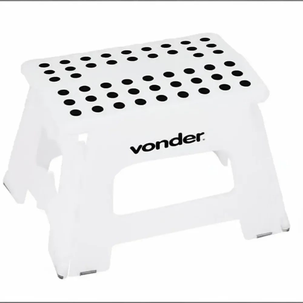 Mini Banqueta Escada 22cm Dobravel Uso Infantil E Adulto Cor Branco