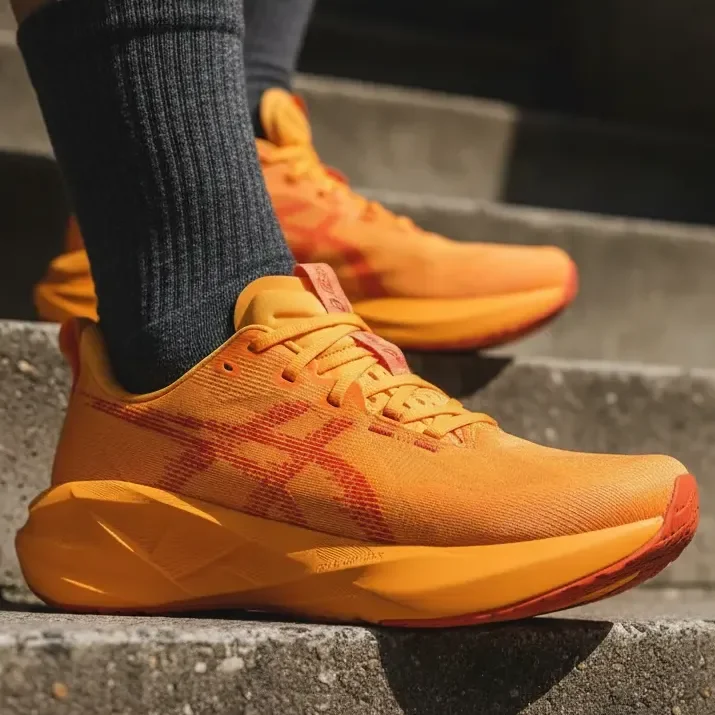 Tênis Asics Novablast 5 Masculino Laranja - Corrida Laranja 42 Br