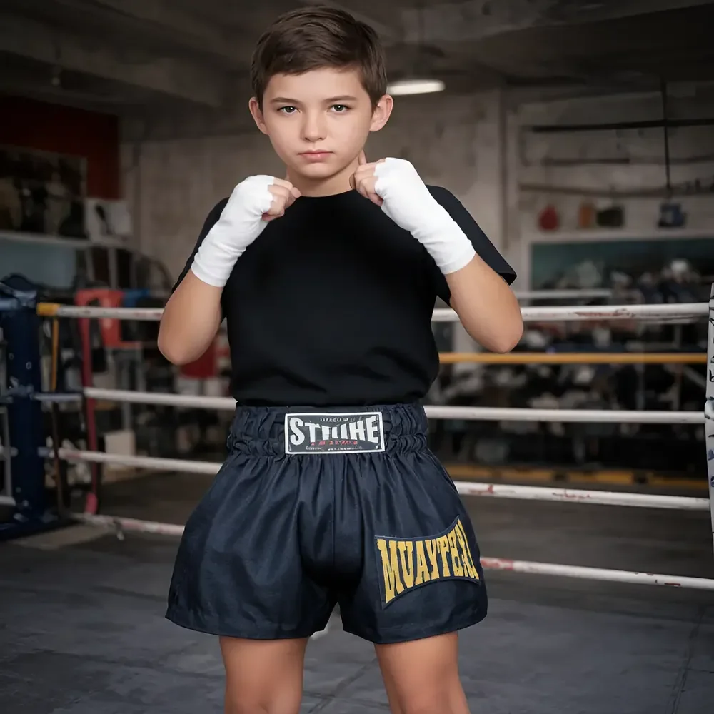 Short Muay Thai Bermuda Infantil Menino Menina Calção Luta Preto Liso Pp