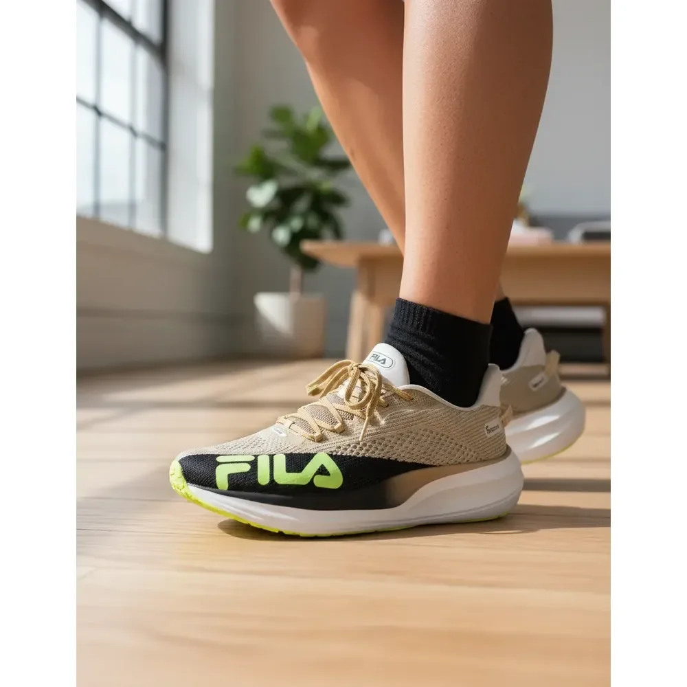 Tenis Feminino Fila Racer Speedzone Corrida Amortecimento Dourado Preto Verde Limão Padrão 37