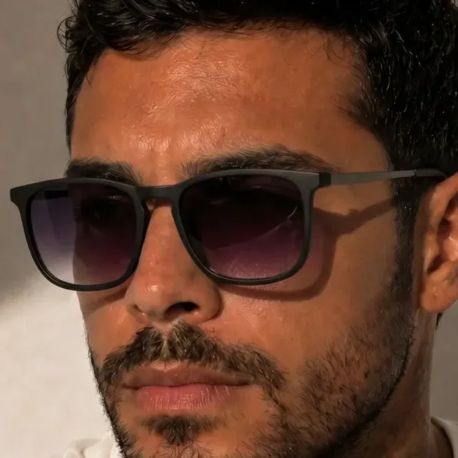 Óculos De Sol Masculino Moderno Estiloso Casual Uv Premium Quadrado Armação Preta/ Lente Preta Degradê Preto