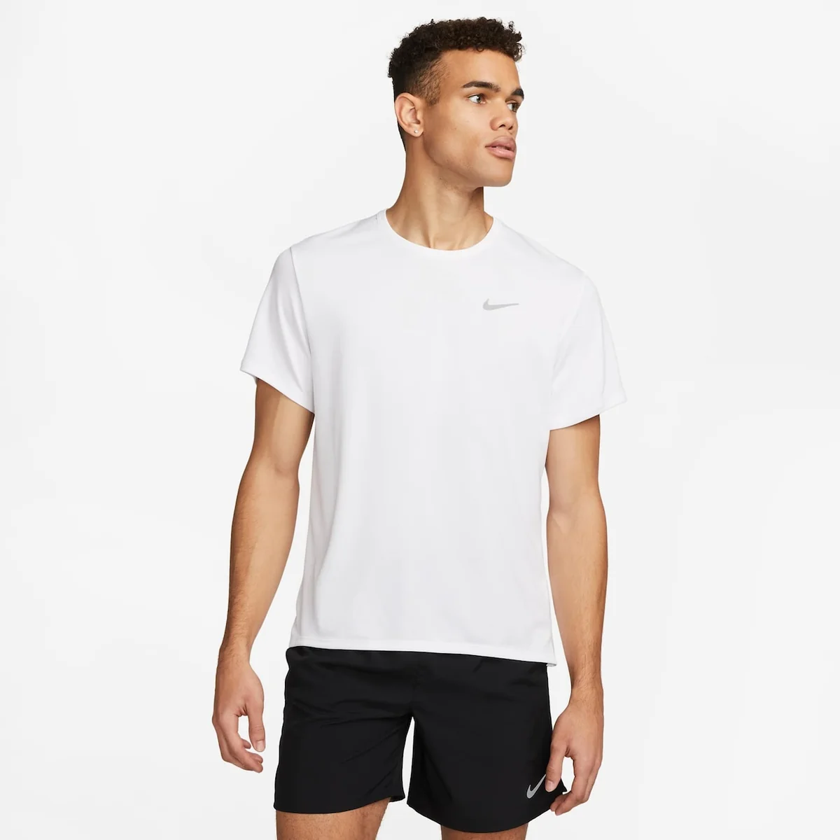 Camiseta Nike Dri-FIT UV Miller Masculina
