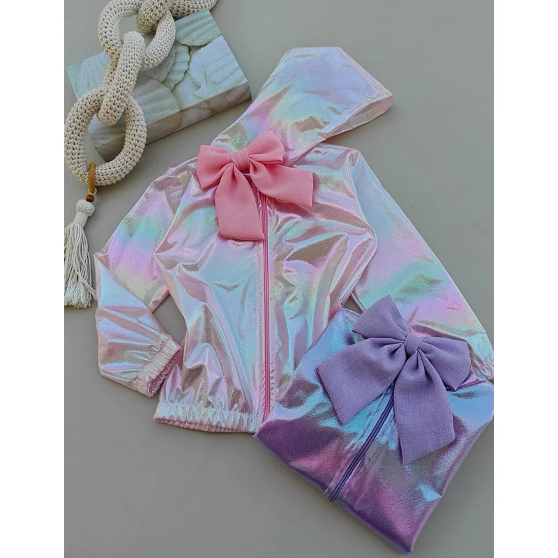 Jaqueta Infantil Holográfica Corta-Vento com Capuz – Moda Menina Blogueira ✨