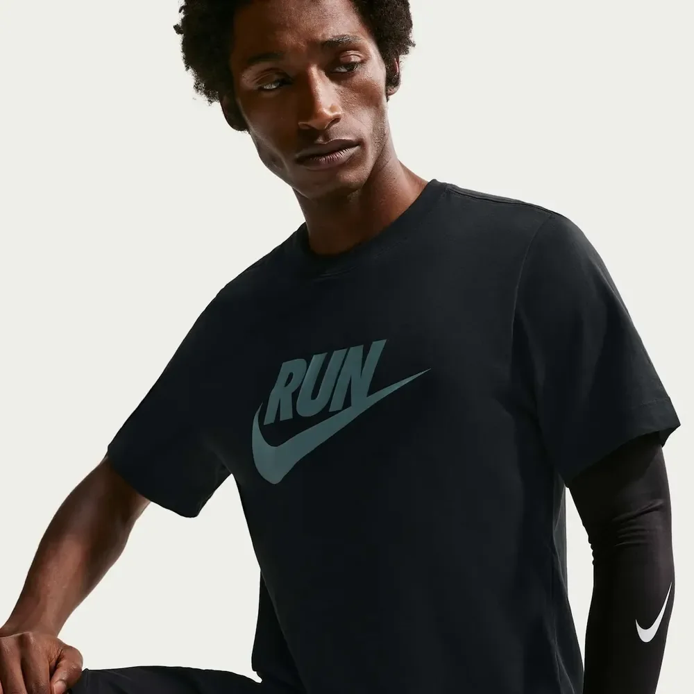 Camiseta Dri-fit Nike Run Swoosh Masculina Preto/verde P