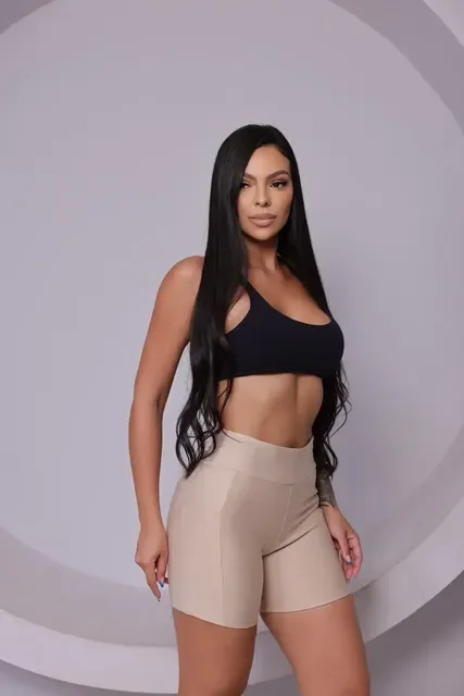 Shorts Academia Feminino Modeladora Com Bolso Proteção Uv50
