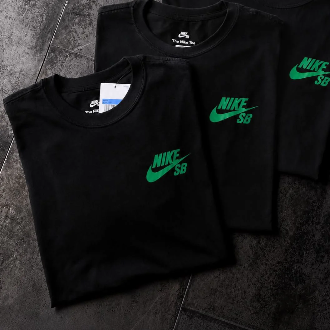 Camiseta Manga Curta M Nk Sb Tee Logo