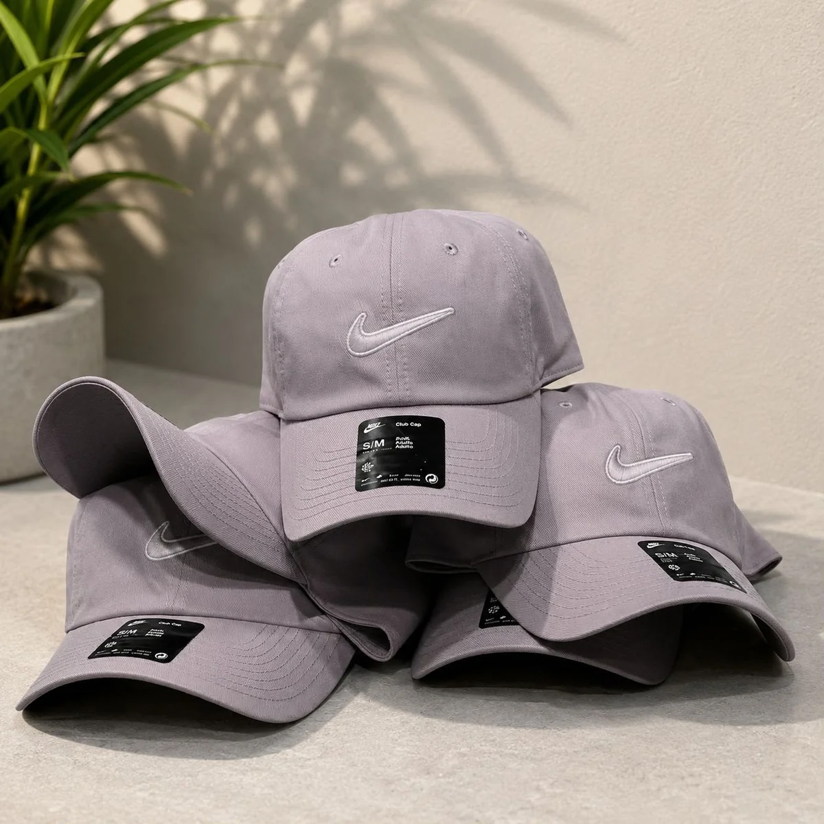 Bone Nike Club Swoosh Unissex
